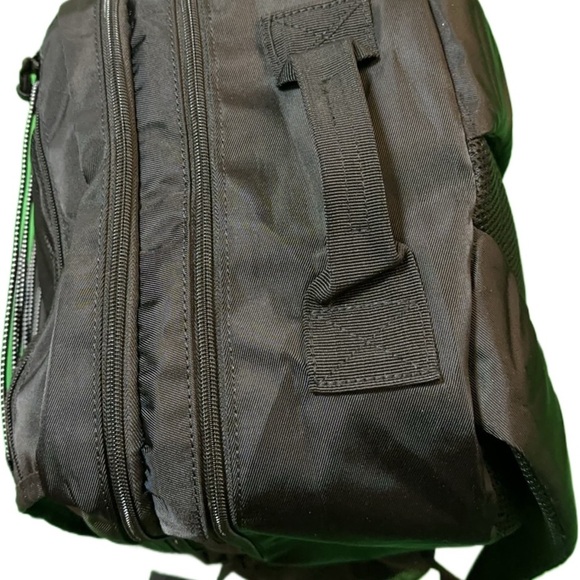 Brand New Medium Capcity Black Backpack (23.9L) - Picture 3 of 5